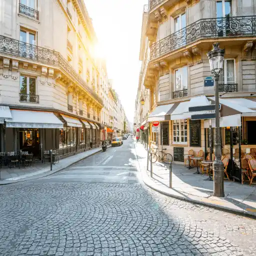 Përkthime të certifikuara shqip–frëngjisht për dokumente zyrtare, gjykata dhe prefekturë në Paris