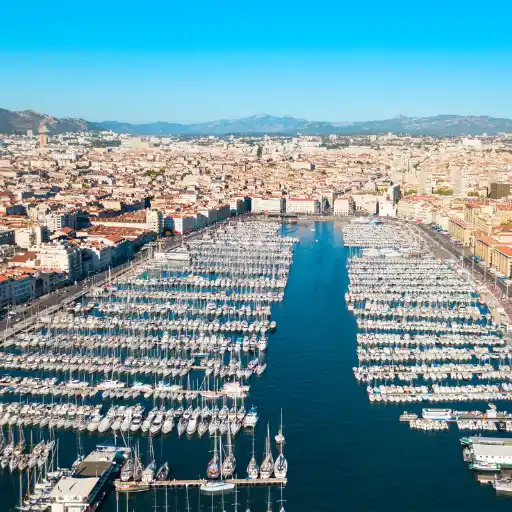 Perkthyes shqip–frëngjisht i certifikuar në Marseille, përkthime zyrtare për dokumente ligjore